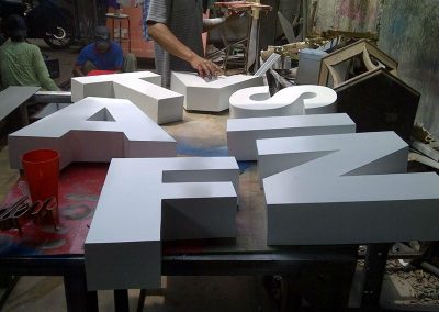 Huruf Timbul, Letterbox, Neonbox, Etching, Signboard